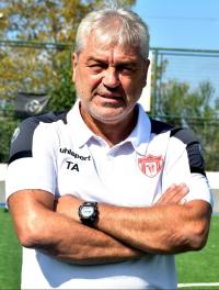 TANER ALPAK: HEDEFİMİZ TABİKİ PROFESYONEL LİG
